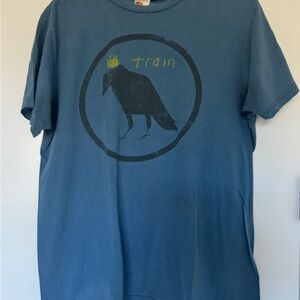 Blue Graphic T-Shirt with Train concert T-shirt with Crow Design. L